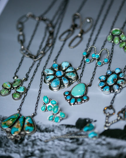 The Daisy Necklace