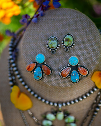 Turquoise Spiny Oyster Cluster Studs