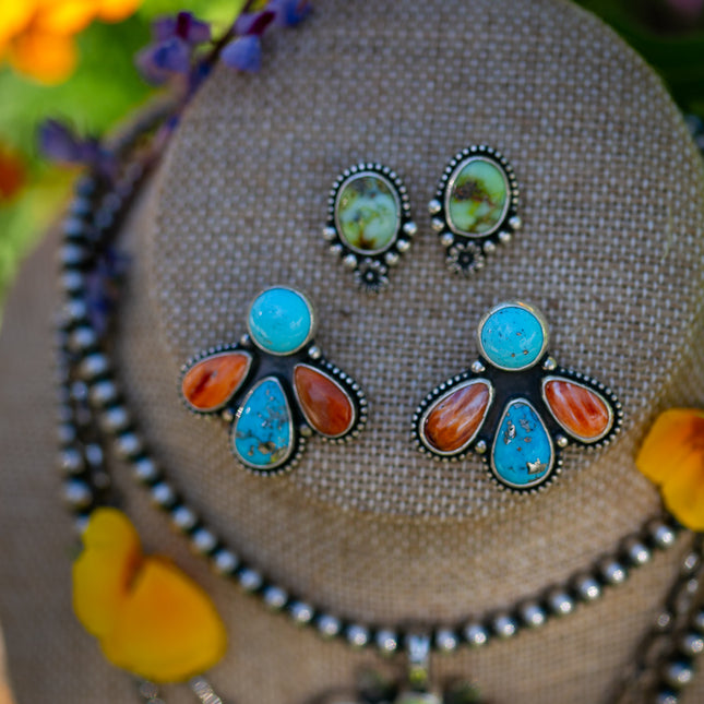 Turquoise Spiny Oyster Cluster Studs