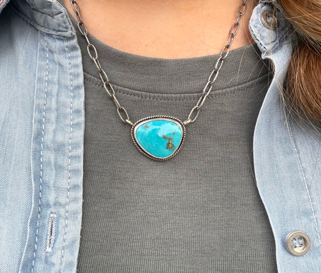 Sleeping Beauty Single-Stone Necklace